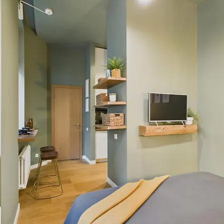 Premium Forest Themed Studio, 5 Min To Old Town Рига